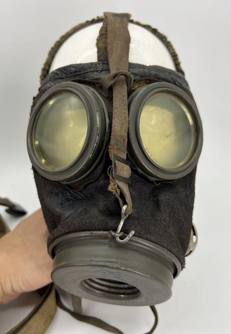 Early Transitional Reichswehr Gas mask