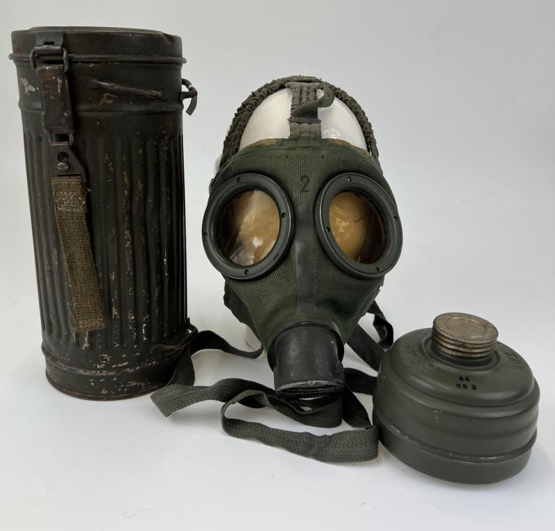 Late war 1944 Gas mask set More photos