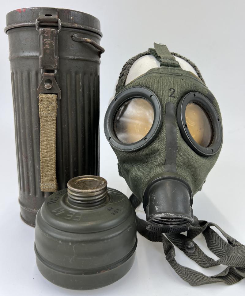 Gas mask set Late war 1944