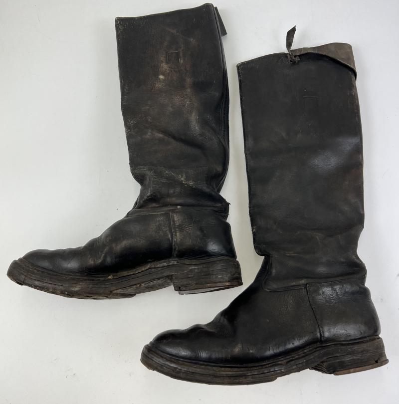 Private purchase officers boots