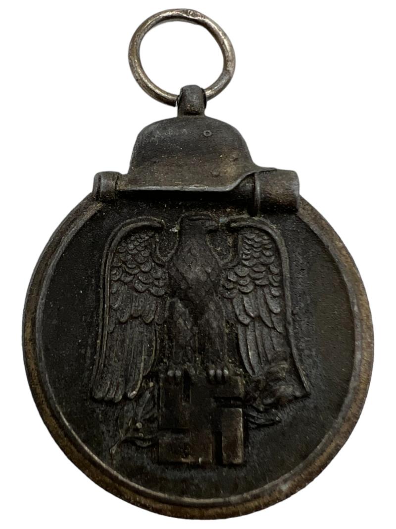 Ostmedaille badge