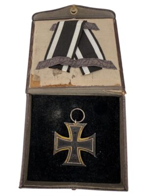 WW1 Imperial ek2 with leather case