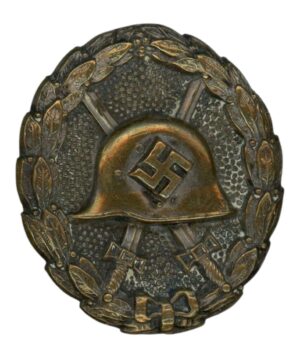 1st Pattern Wound Badge