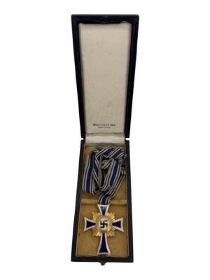 Mother’s Cross in gold with case - Richard Sieper & Söhne