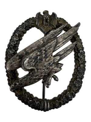 Heer Paratroopers badge, Named, FLL