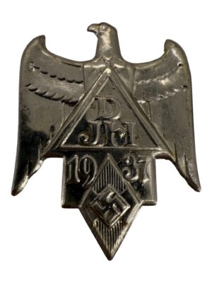 Hostel Association DJH Hitler Youth 1937 day badge