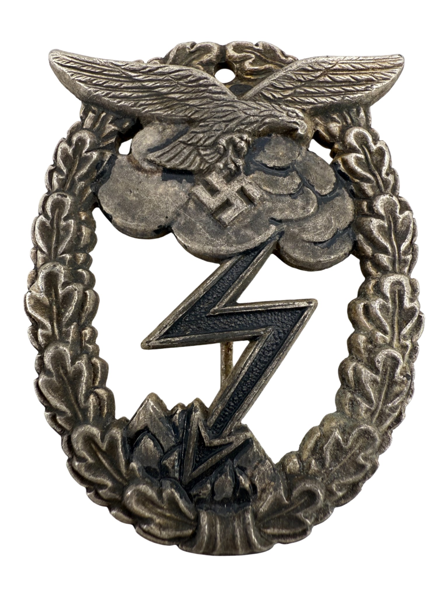 Luftwaffe ground assault badge by Arno Wallpach, Salzburg (AWS)