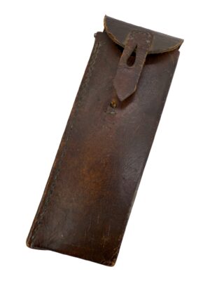 ww1 horseshoe tool in a case