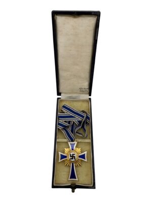 Mother’s Cross in gold with case – W. Deumer