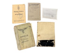 Soldbuch Luftwaffe Glider, flugbuch and HJ ausweis set
