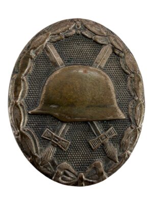 Silver wound badge denazified